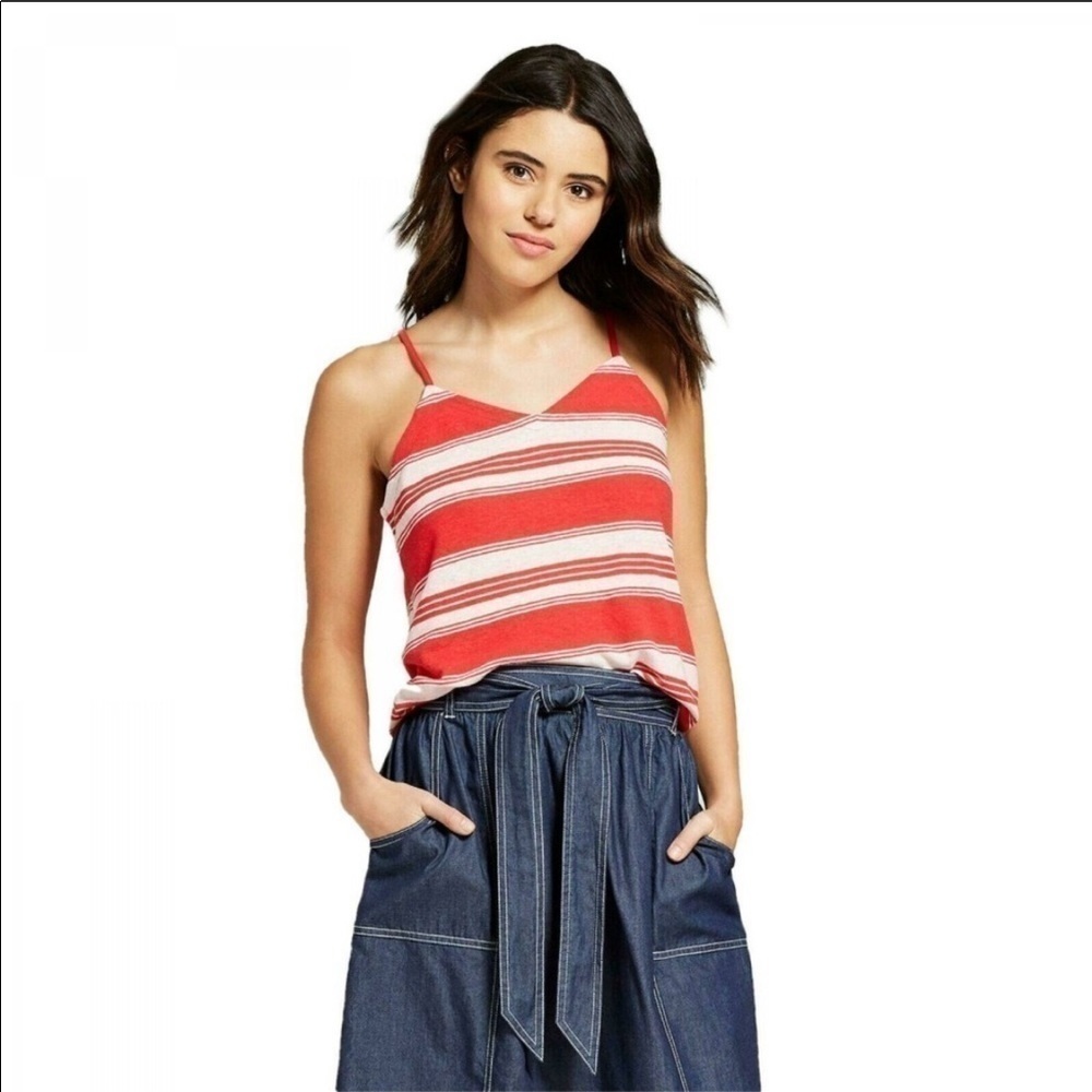 Universal Threads strappy tank
